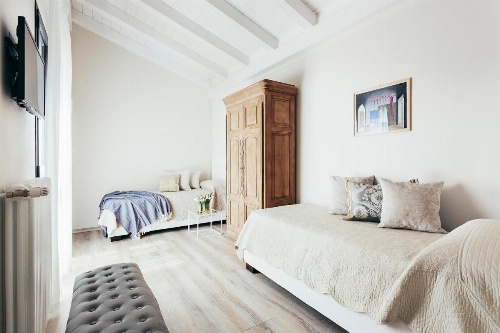 Opera Residence image 39